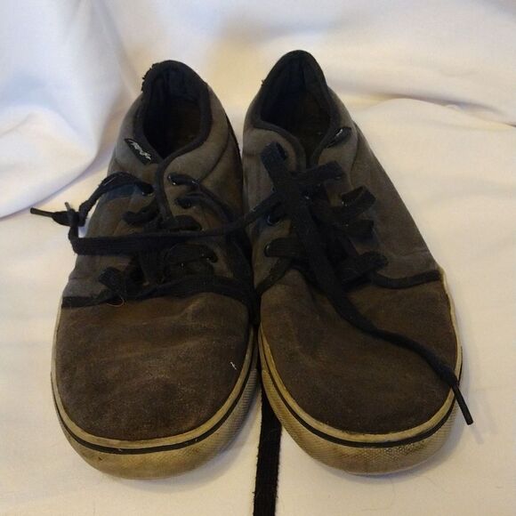 Maui and sons skate shoes - Picture 1 of 5